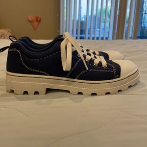 Sketchers, size 8 , Navy & white
